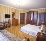 Golden Luxe Берегово - комнаты посуточно